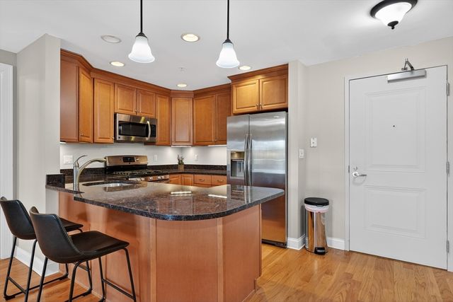 235 Cambridge Street 202, Burlington, MA 01803