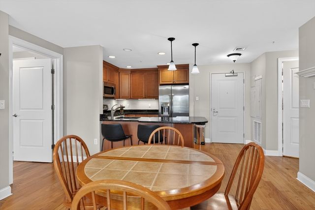 235 Cambridge Street 202, Burlington, MA 01803