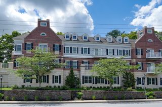 235 Cambridge Street 202, Burlington, MA 01803