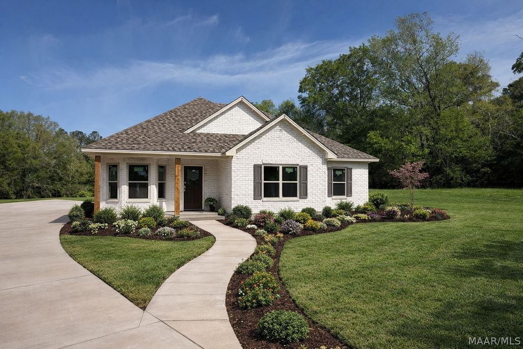 4340 Claud Road, Eclectic, AL 36024