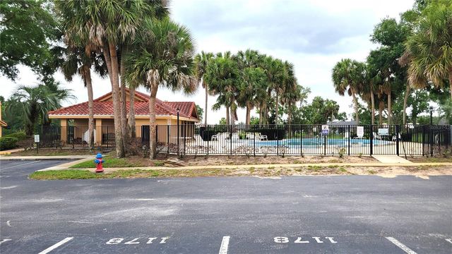 1178 N FAIRWAY DRIVE 1178, Apopka, FL 32712