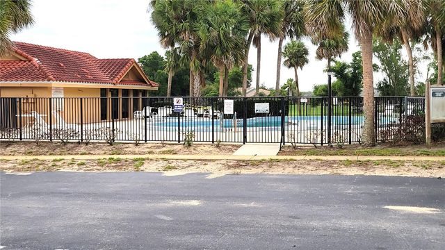 1178 N FAIRWAY DRIVE 1178, Apopka, FL 32712
