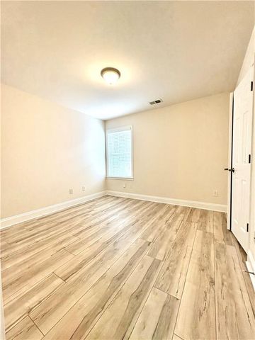 1328 Apple Orchard Lane, Snellville, GA 30078