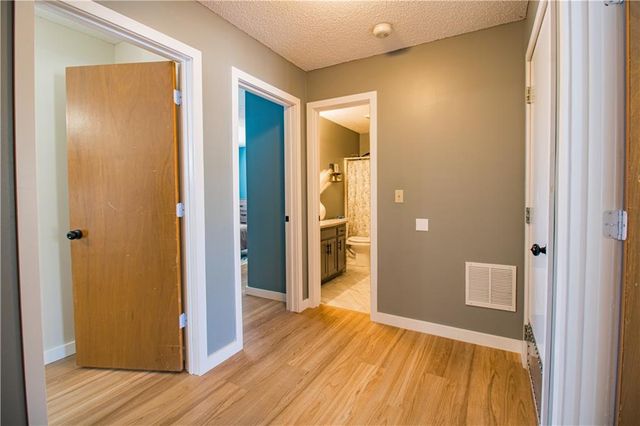 1022 Bedford Drive, Warrensburg, MO 64093