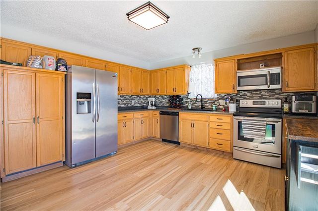 1022 Bedford Drive, Warrensburg, MO 64093