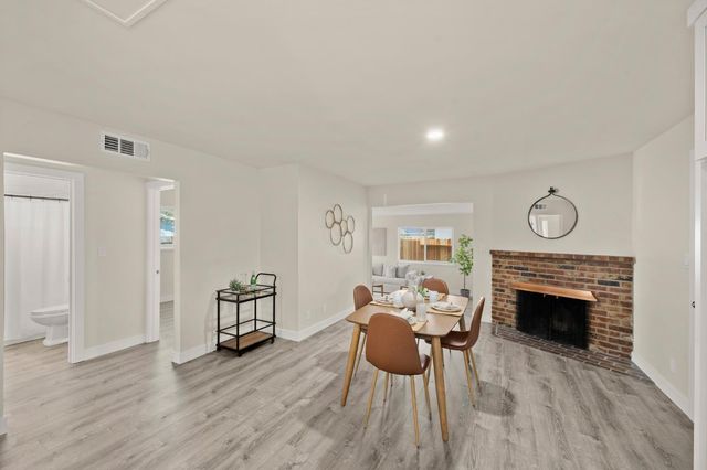 3298 Rosemont Dr, Sacramento, CA 95826