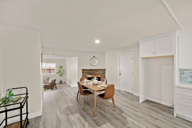 3298 Rosemont Dr, Sacramento, CA 95826