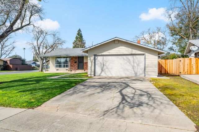 3298 Rosemont Dr, Sacramento, CA 95826