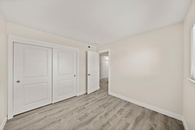 3298 Rosemont Dr, Sacramento, CA 95826