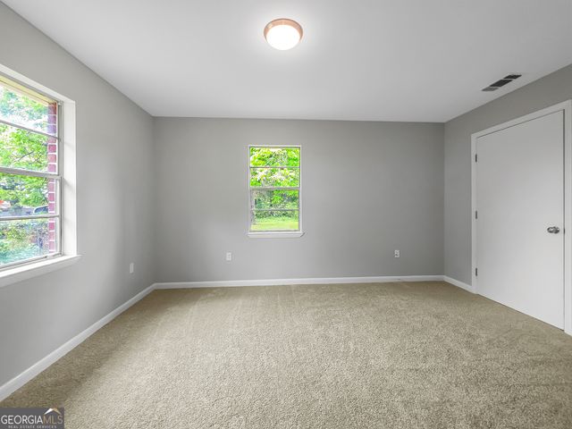 3911 5th Street, Garden City, GA 31408