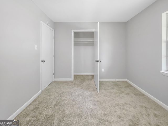 3911 5th Street, Savannah, GA 31408