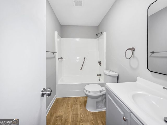 3911 5th Street, Savannah, GA 31408