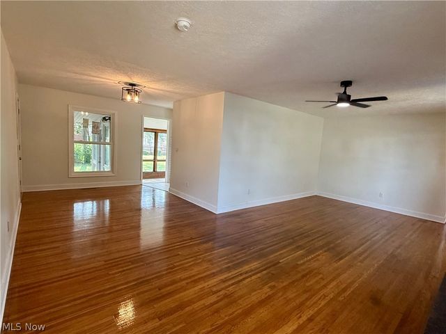 3402 Broad Street, Parkersburg, WV 26104