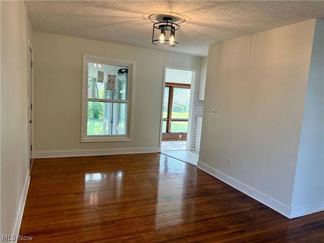 3402 Broad Street, Parkersburg, WV 26104