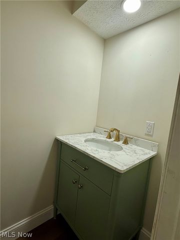 3402 Broad Street, Parkersburg, WV 26104
