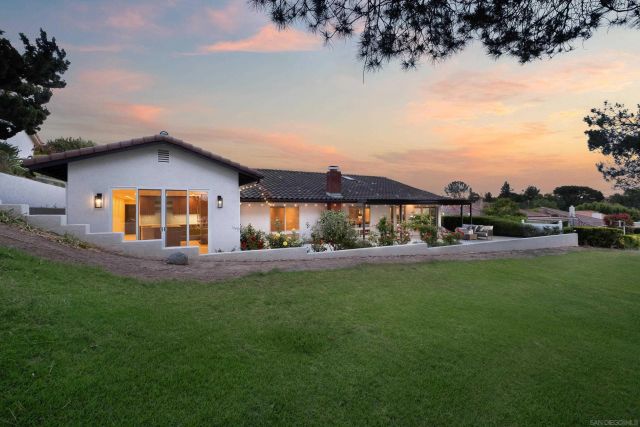 17976 Sencillo Lane, San Diego, CA 92128