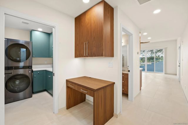 17976 Sencillo Lane, San Diego, CA 92128