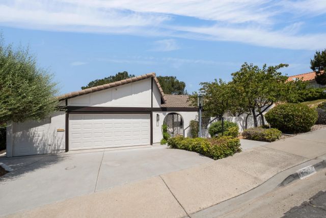17976 Sencillo Lane, San Diego, CA 92128