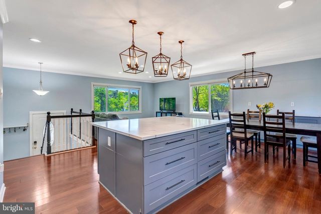 7212 GALGATE DR, Springfield, VA 22153
