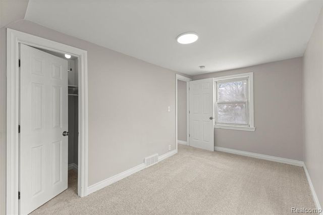 2841 Homeplace Street, Dearborn, MI 48124