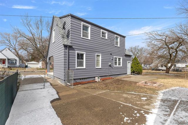 2841 Homeplace Street, Dearborn, MI 48124