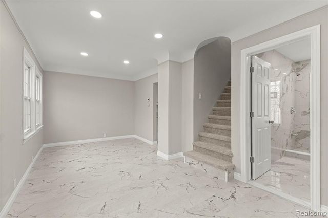 2841 Homeplace Street, Dearborn, MI 48124