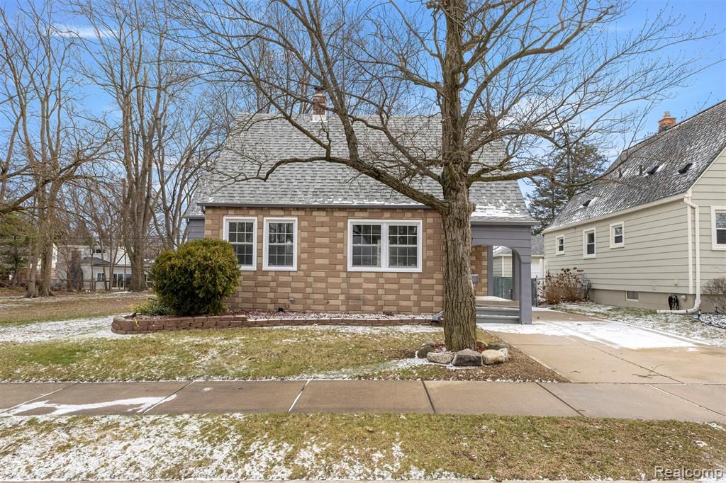 2841 Homeplace Street, Dearborn, MI 48124