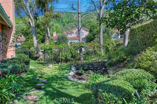 17816 Tuscan Drive, Granada Hills (los Angeles), CA 91344