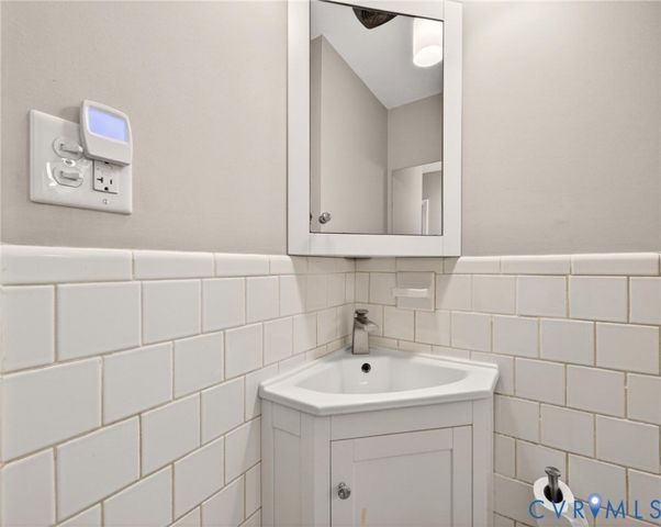 2845 Bicknell Rd, Richmond, VA 23235