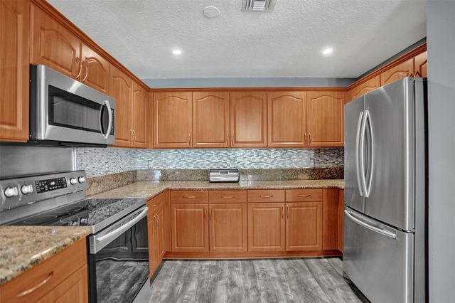 4055 Eastridge Drive, Deerfield Beach, FL 33064