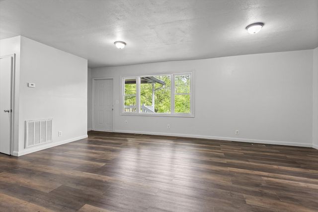 97 Baker Street, Tracy City, TN 37387