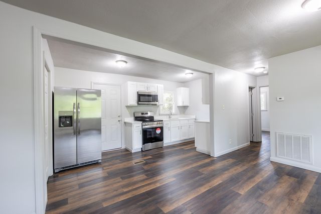97 Baker Street, Tracy City, TN 37387
