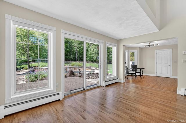 954 Ridgebury Road, New Hampton, NY 10958