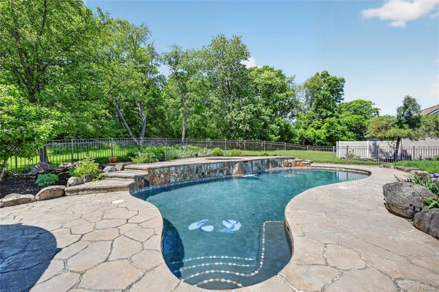 954 Ridgebury Road, New Hampton, NY 10958