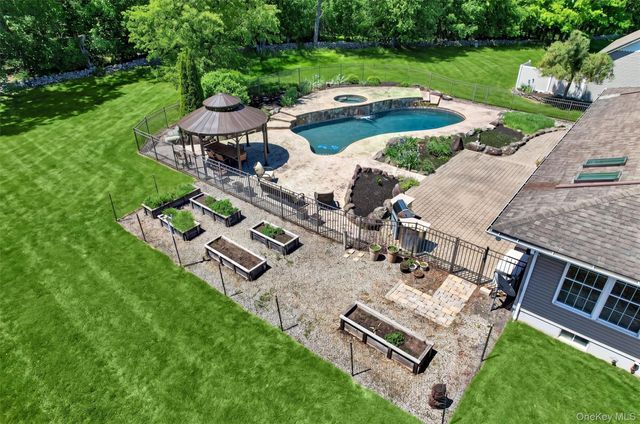 954 Ridgebury Road, New Hampton, NY 10958
