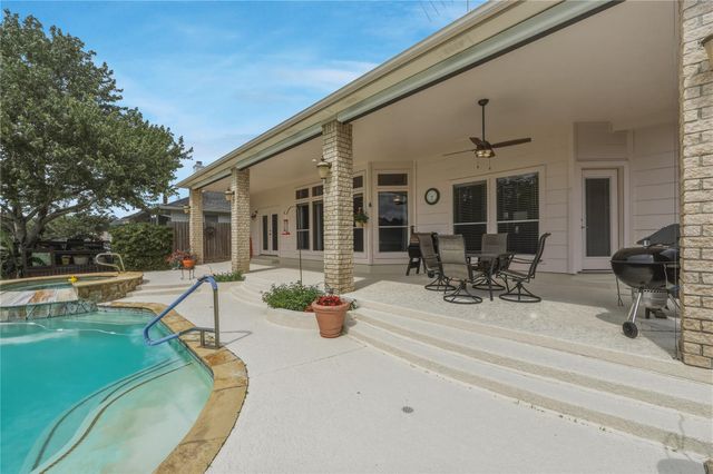 12516 Lake Vista Drive, Willis, TX 77318