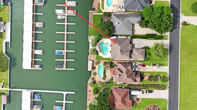 12516 Lake Vista Drive, Willis, TX 77318