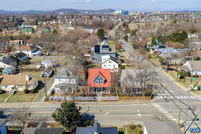 1105 AVON ST, Charlottesville, VA 22902