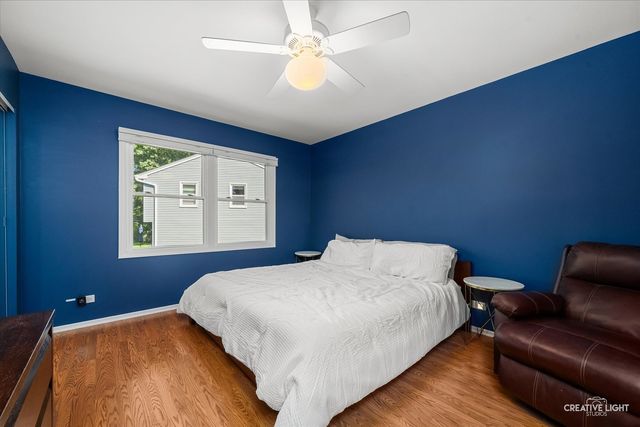 311 Devlin Court, Naperville, IL 60565