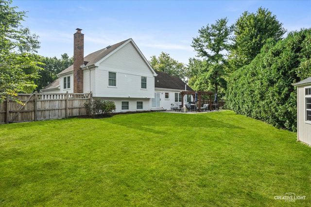 311 Devlin Court, Naperville, IL 60565