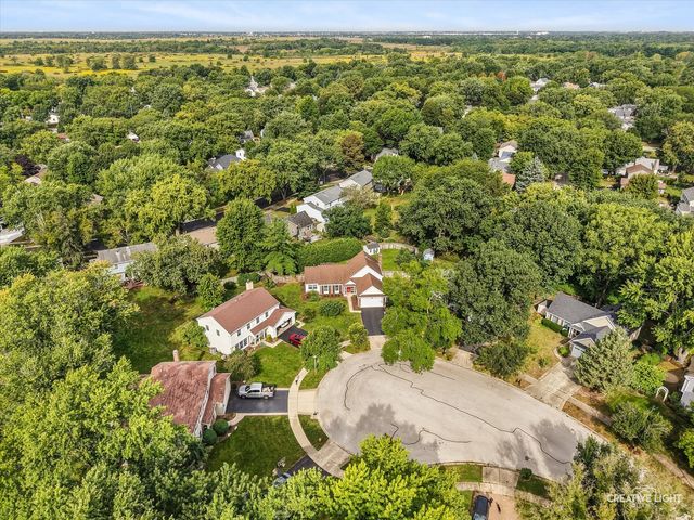 311 Devlin Court, Naperville, IL 60565