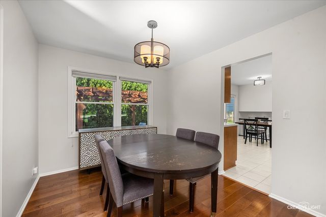 311 Devlin Court, Naperville, IL 60565