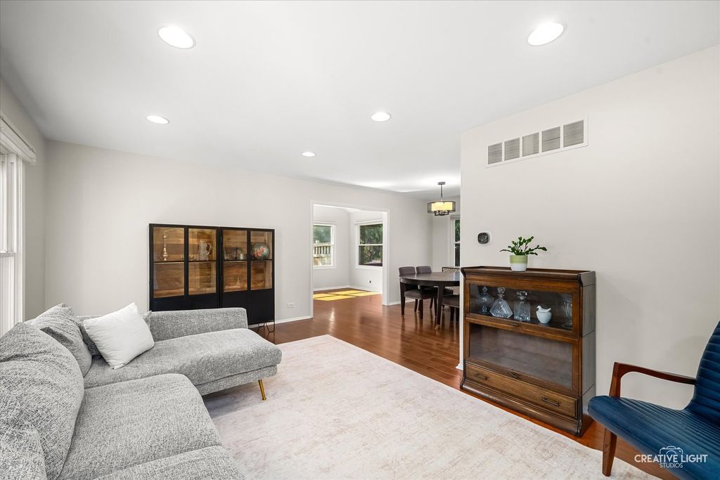 311 Devlin Court, Naperville, IL 60565 — photo 5