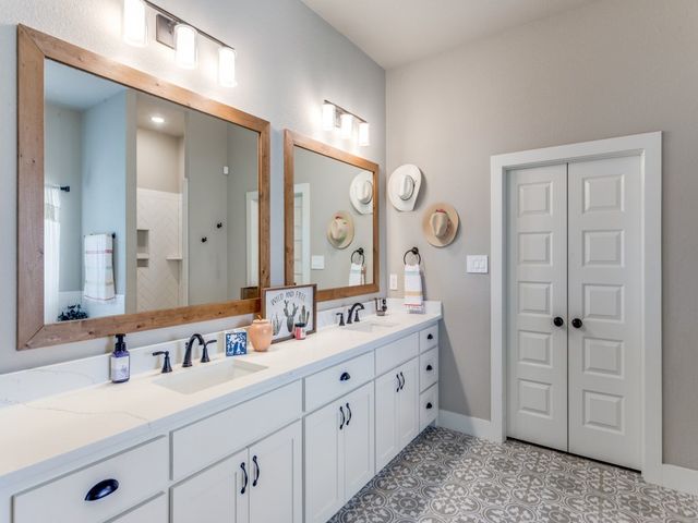 4001 Overlook Way, Weatherford, TX 76085