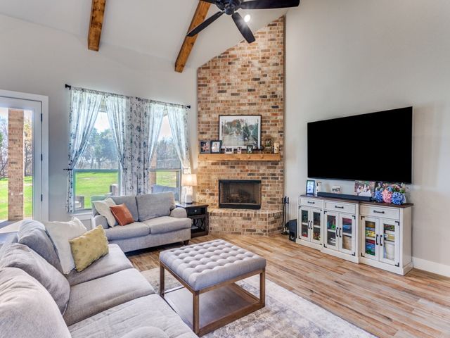 4001 Overlook Way, Weatherford, TX 76085