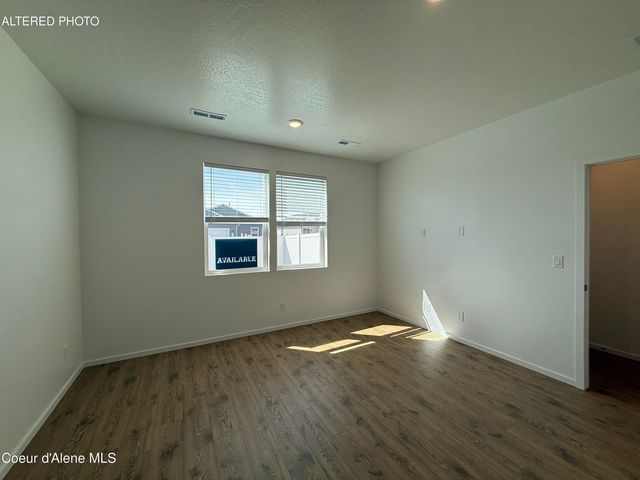 5306 E Aquila Ave, Post Falls, ID 83854