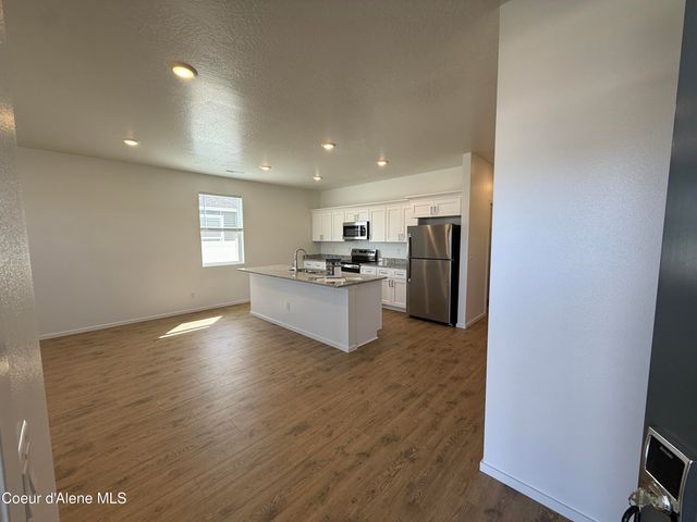 5306 E Aquila Ave, Post Falls, ID 83854