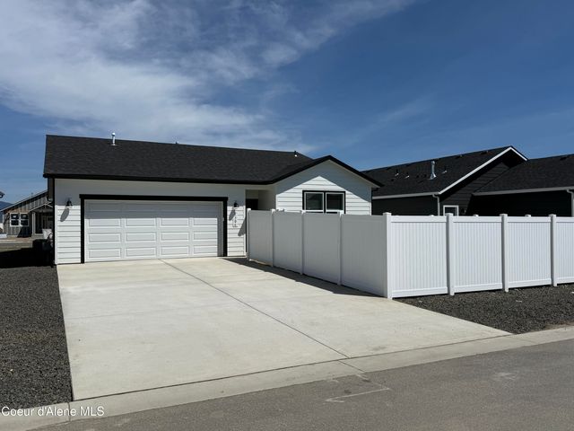 5306 E Aquila Ave, Post Falls, ID 83854