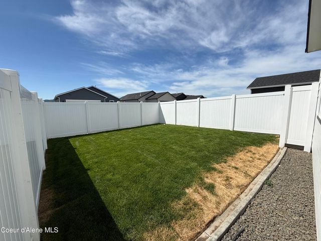 5306 E Aquila Ave, Post Falls, ID 83854