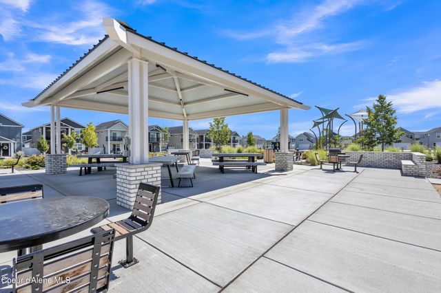 5306 E Aquila Ave, Post Falls, ID 83854